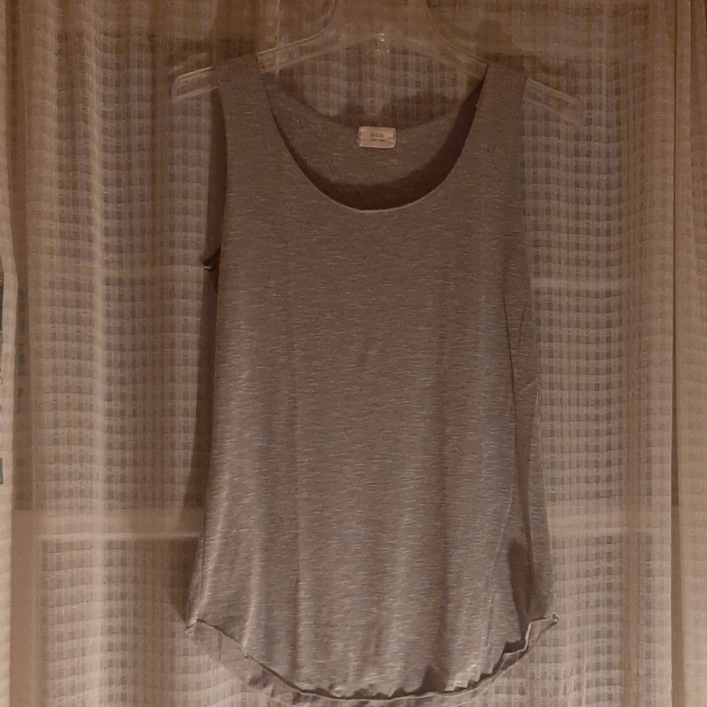 Sleeveless top